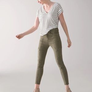 WHBM High-Rise Everyday Soft Denim™ Skinny Jeans 0R